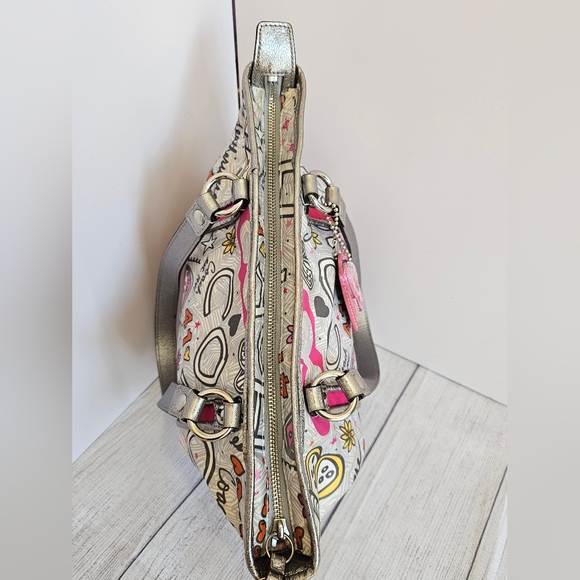 EUC Coach Y2K Bandana Graffiti Butterfly Shoulder Bag (F15712) & Wallet Set - Picture 5 of 16